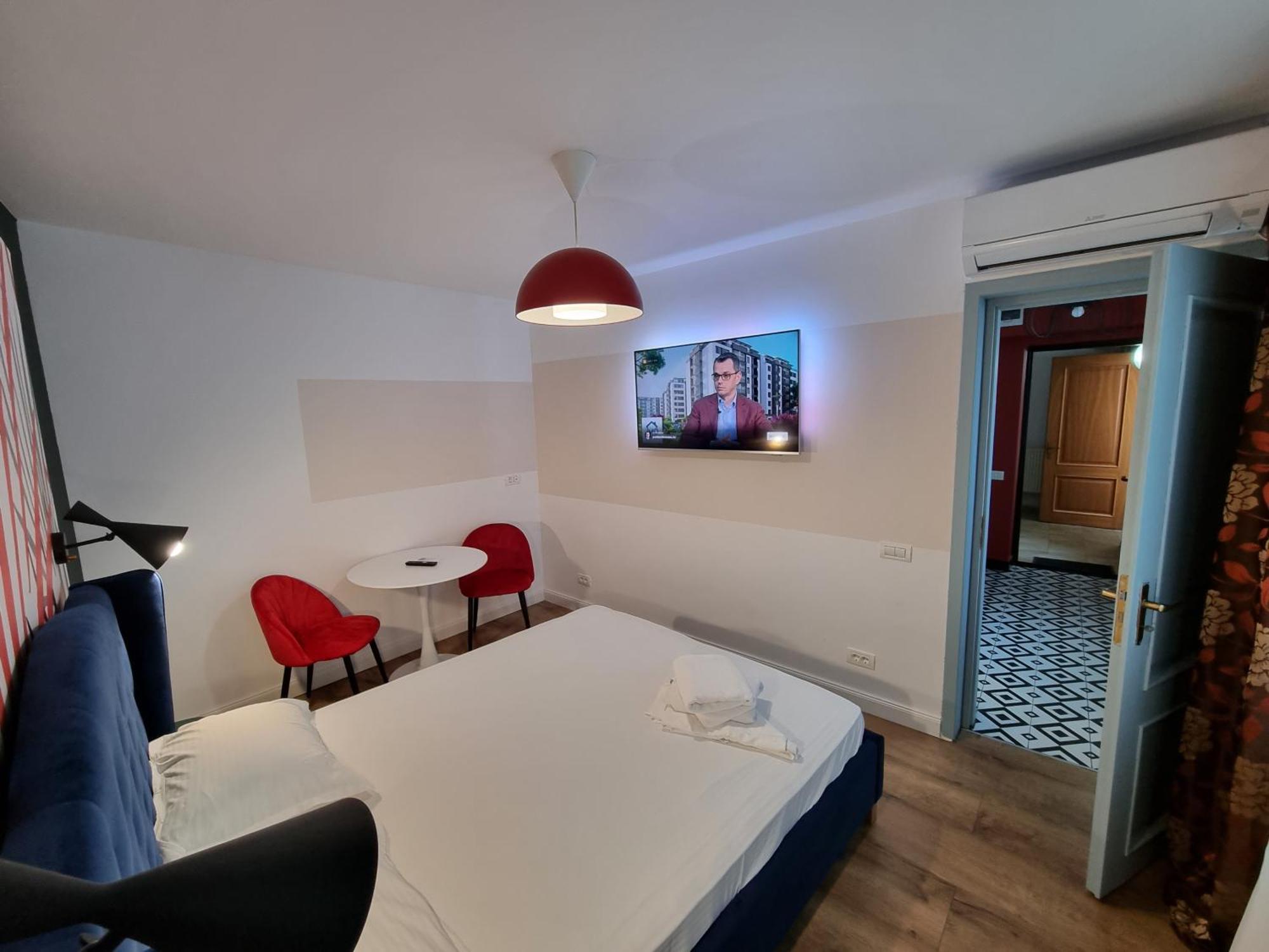 Unirii Square Old Town Apartments Bucharest Room photo
