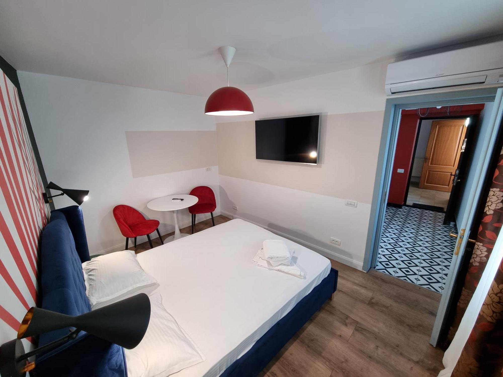Unirii Square Old Town Apartments Bucharest Room photo